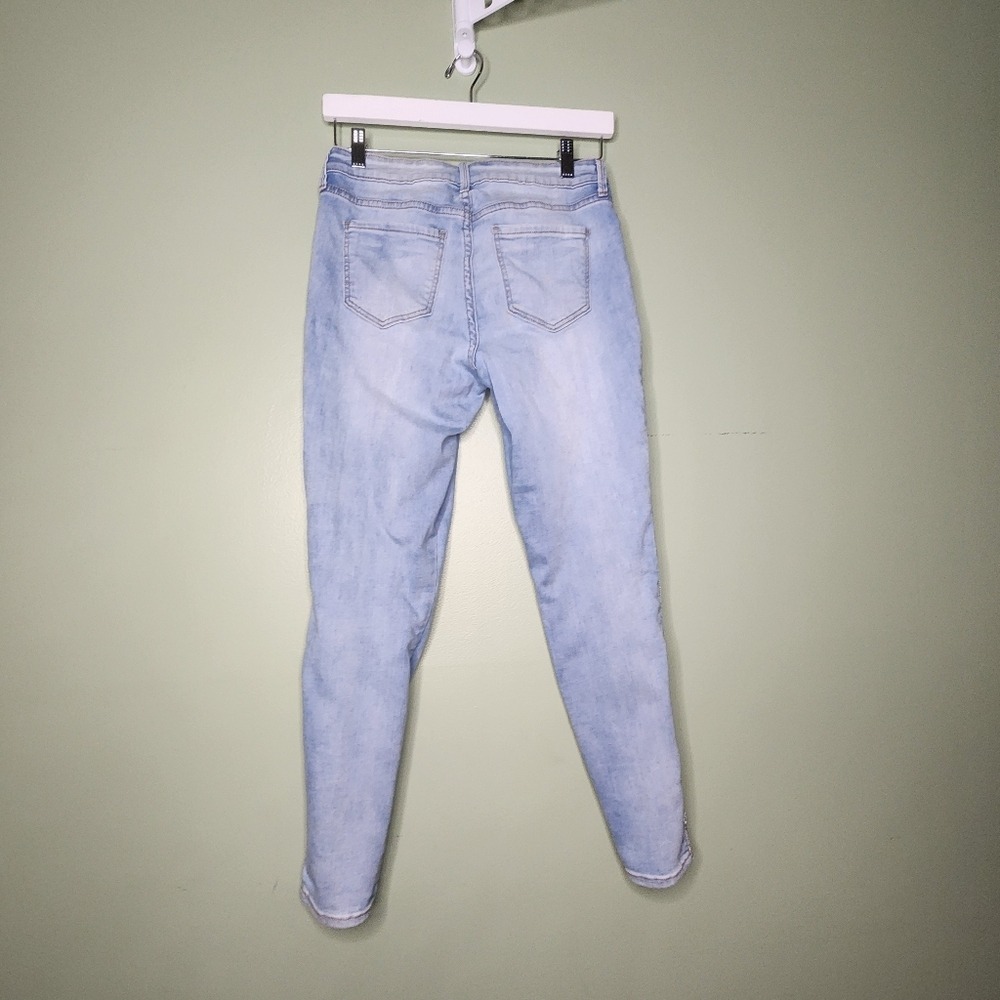 Old Navy Rockstar Super Skinny Jeans Light Wash Denim Classic Size 4 - Picture 3 of 7